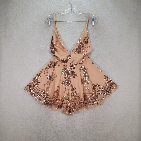 Showpo Boys Lining Up Play Suit Pink Floral Rose Gold Sequin V Neck Club Romper - Picture 6 of 16